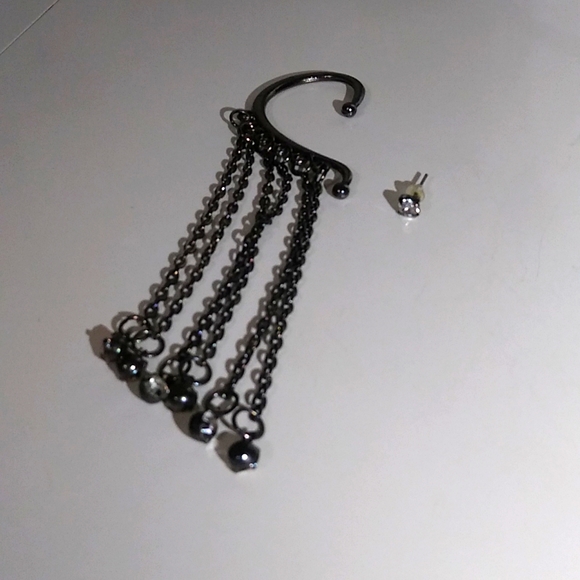 Single Painless Earing - Picture 3 of 5